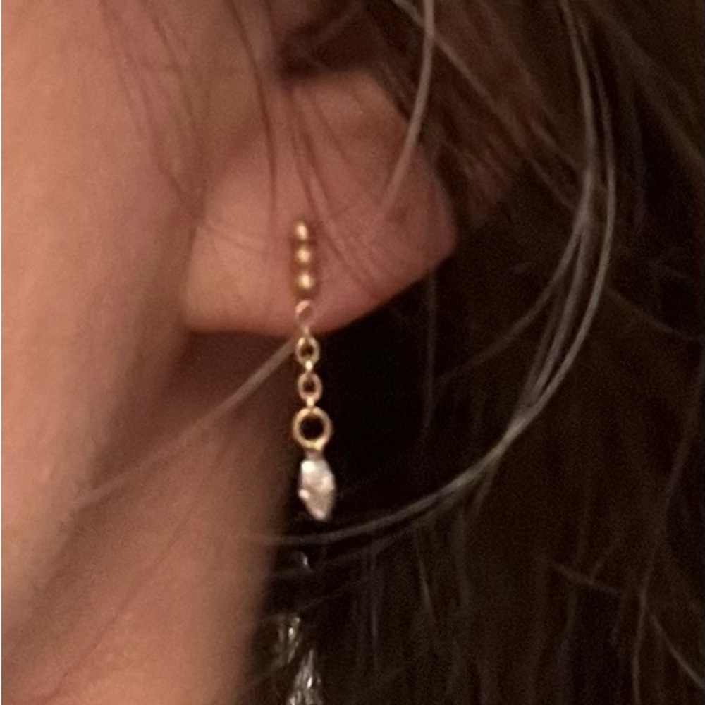 Elegant Gold Diamond Drop Earrings